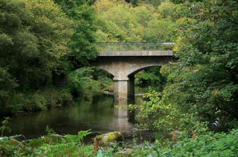 Vila An Ti Bihan, Gite Breton A La Campagne Tonquédec Exteriér fotografie